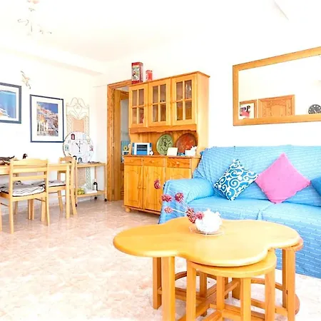 Апартаменты 3 Bedrooms Appartement At Torrevieja 80 M Away From The Beach With Sea View Terrace And Wifi Торевьиа